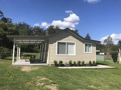 The Kookaburra Cottage - Kingaroy Accommodation 1