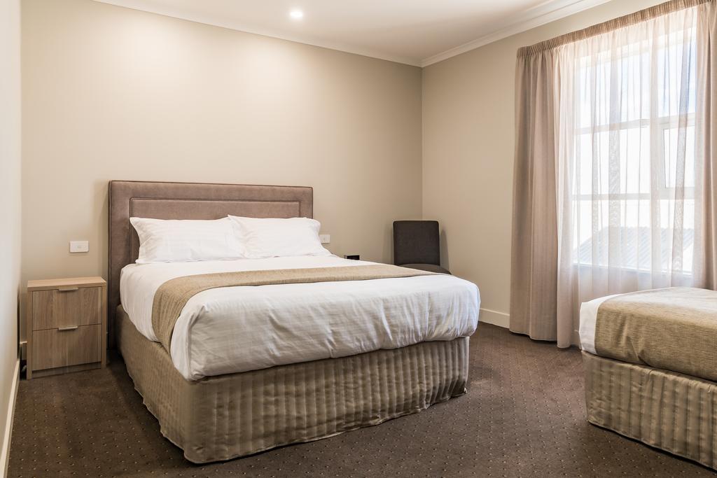 Abbotsham TAS Kingaroy Accommodation
