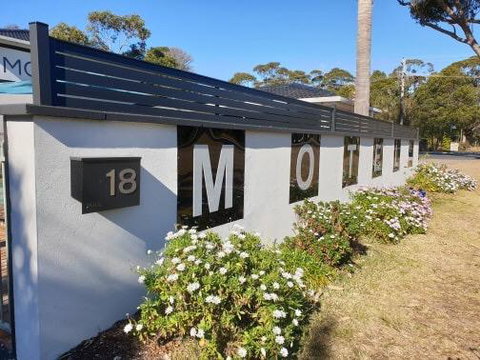 The Lodge Broulee - Kingaroy Accommodation 2
