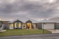 Book Dunsborough Accommodation Vacations Kingaroy Accommodation Kingaroy Accommodation