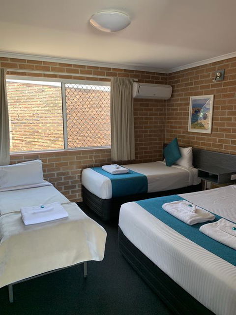 The Oaks Hotel Motel - Kingaroy Accommodation 3