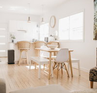 The Palms - stylish modern and cute as a button - Kingaroy Accommodation