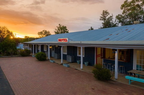 The Platypus Accommodation & Cafe - Kingaroy Accommodation 1