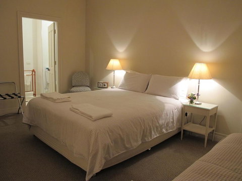 The Playhouse Hotel - Kingaroy Accommodation 2