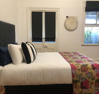 The Residence Stylish Comfort with Fireplace - Kingaroy Accommodation