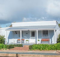 The Rested Guest 3 Bedroom Cottage West Wyalong - Kingaroy Accommodation
