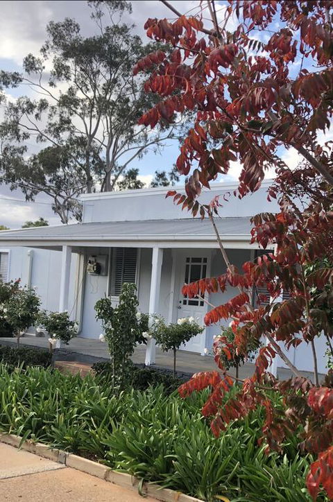 The Rested Guest 3 Bedroom Cottage West Wyalong - Kingaroy Accommodation 3