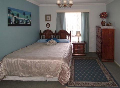 The Spanish Retreat And BnB - 24 Hrs - Kingaroy Accommodation 1