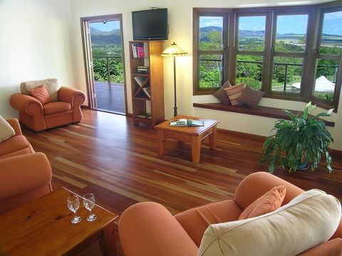 The Summit Bed & Breakfast - Kingaroy Accommodation 0