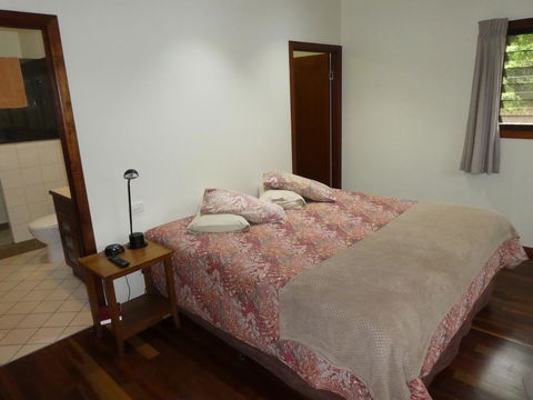 The Summit Bed & Breakfast - Kingaroy Accommodation 2