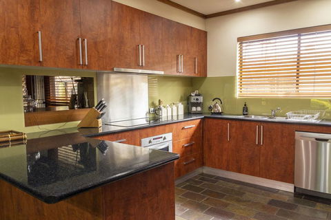 The Townhouse - Kingaroy Accommodation 2