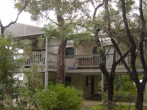 The Treehouse In Dawesville - Kingaroy Accommodation 3