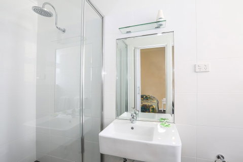 The Union Club Hotel - Kingaroy Accommodation 3