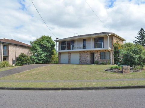The Verandah', 9 Hanson Avenue - Fantastic Child Friendly Home - Kingaroy Accommodation 0