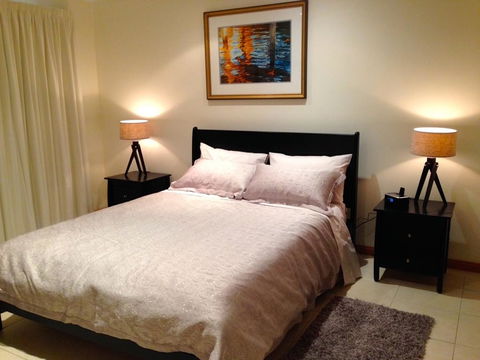 The Villa On Pine Tree - Kingaroy Accommodation 3