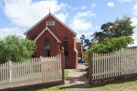 The Welsh Church - Kingaroy Accommodation 0