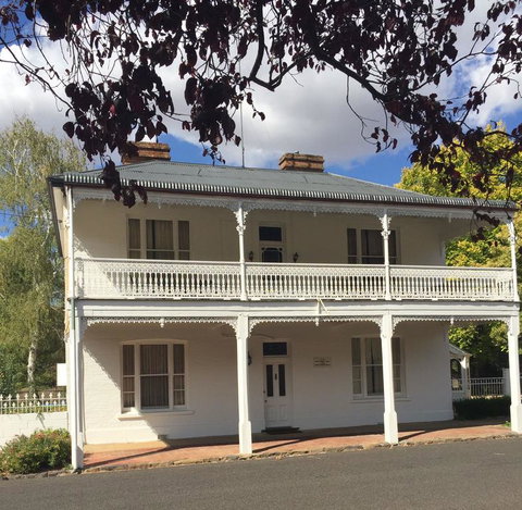 The White House - Kingaroy Accommodation 0