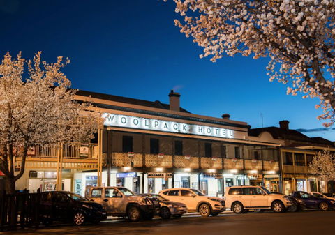 The Woolpack Hotel - Kingaroy Accommodation 0
