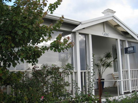 Three Chimneys Bed And Breakfast Boutique Guest House - Kingaroy Accommodation 0