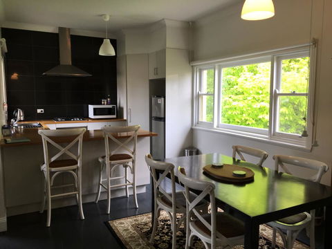 Timboon Toybox Apartments - Kingaroy Accommodation 2