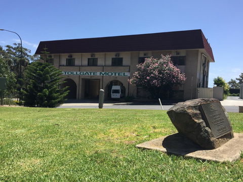 Tollgate Motel - Kingaroy Accommodation 1