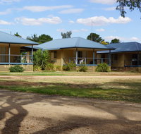 Tooleybuc River Retreat Villas - Kingaroy Accommodation
