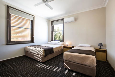 Toongabbie Hotel - Kingaroy Accommodation 1