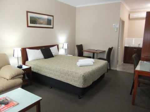 Top Of The Town Motel - Kingaroy Accommodation 2