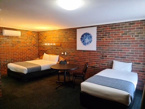 Town House Motor Inn - Kingaroy Accommodation 1