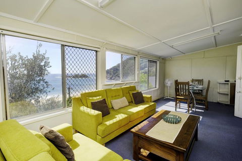 TRADEWINDS - Kingaroy Accommodation 1