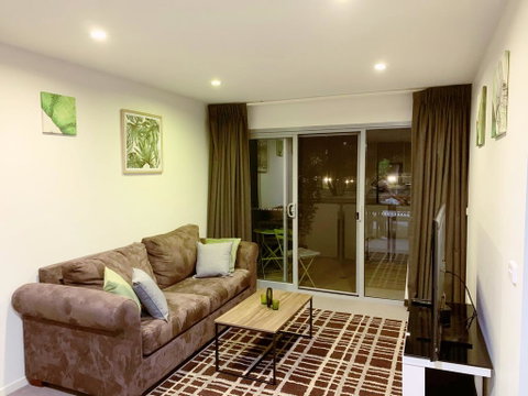 Tranquil, Relaxing Forrest Style Apartment - Braddon CBD - Kingaroy Accommodation 0