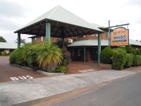 Tree Top Walk Motel - Kingaroy Accommodation 0