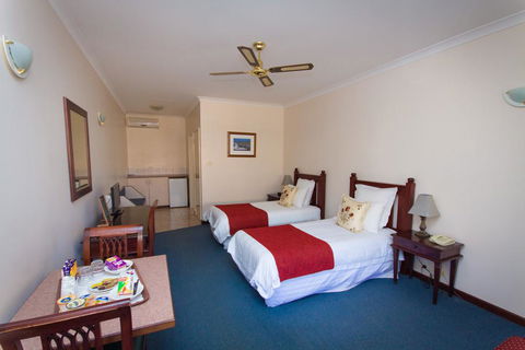 Tree Top Walk Motel - Kingaroy Accommodation 2