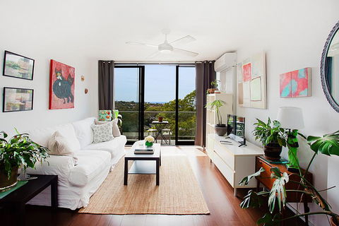 Treetop Retreat Five Minute Stroll To The Beach - Kingaroy Accommodation 0