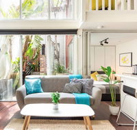 Trendy Loft Near Smith St. with Cosy Courtyard and Parking - Kingaroy Accommodation