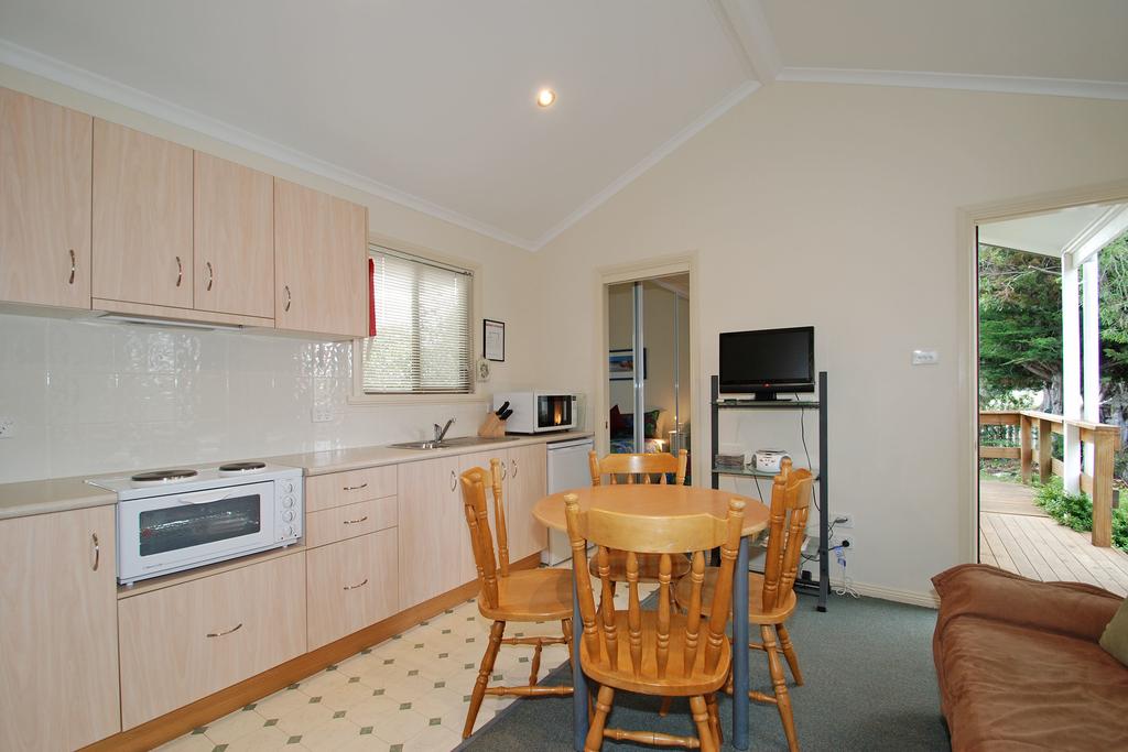 Triabunna TAS Kingaroy Accommodation