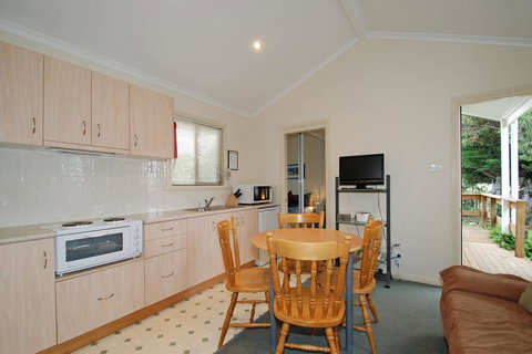 Triabunna Cabin & Caravan Park - Kingaroy Accommodation 0