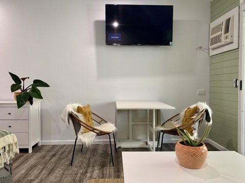 Tropic Retreat - Kingaroy Accommodation 2