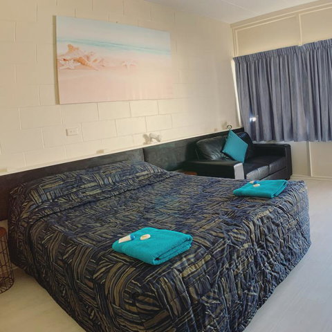 Tropical City Motor Inn - Kingaroy Accommodation 3