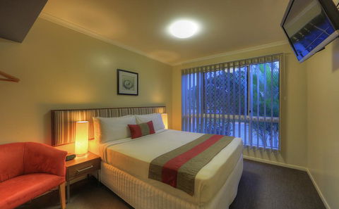 Tropixx Motel & Restaurant - Kingaroy Accommodation 3