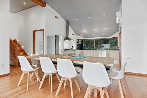 Tura Tree House - Kingaroy Accommodation 2