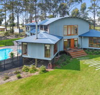 Tura Tree House - Kingaroy Accommodation