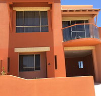 Tuscany Townhouse 3-4 - Kingaroy Accommodation