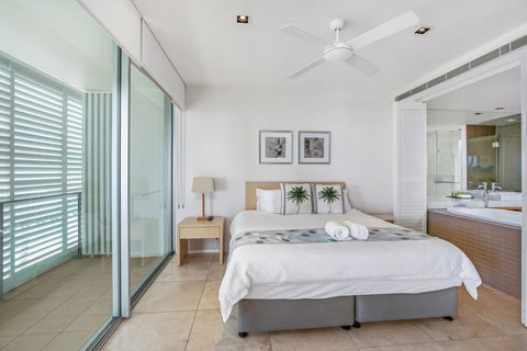 Unit 206 Plantation, Rainbow Beach, Incredible Views, Top Floor, Ocean Facing - Kingaroy Accommodation 2