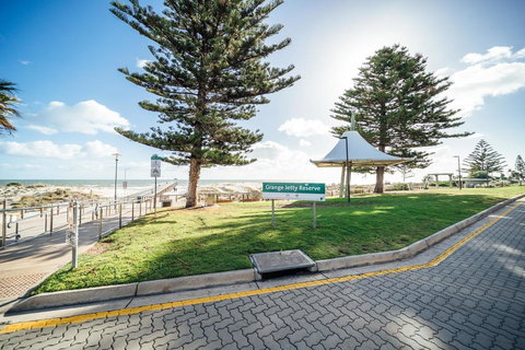 Urban Beach Shack-Metres From The Beach & Cafes - Kingaroy Accommodation 3