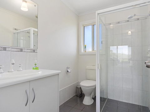 VALLEY VIEWS - 10 Valley Heights Drive - Kingaroy Accommodation 0
