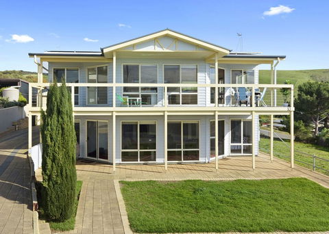 VALLEY VIEWS - 10 Valley Heights Drive - Kingaroy Accommodation 2