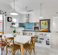 Venice on the Beach - Kingaroy Accommodation