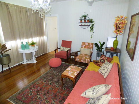 Victoria House - Kingaroy Accommodation 3