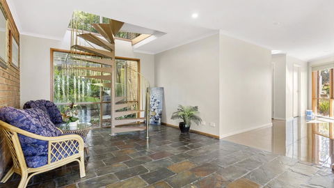 VIEWS AT MCCRAE..... - Kingaroy Accommodation 3